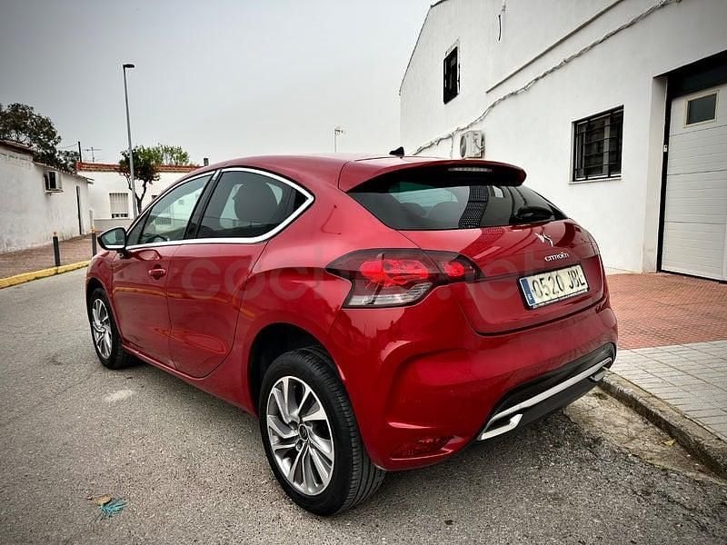 Usado Citroën DS4 Style 114 CV (83 kW) 2014 Granate Utilitario