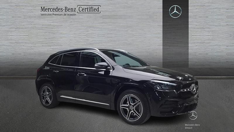 Usado Mercedes GLA250 218 CV (160 kW) 2025 Negro noche SUV