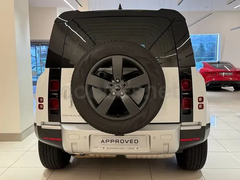 Usado Land Rover Defender S 249 CV (183 kW) 2025 Blanco SUV