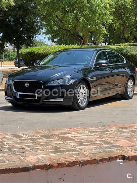 Negro Usado 2018 Jaguar XF Pure Berlina | 18.400 € (Precio justo) - Imagen 1/4