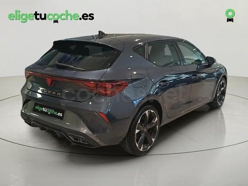 Usado Cupra Leon 150 CV (110 kW) 2025 Gris / plata Berlina