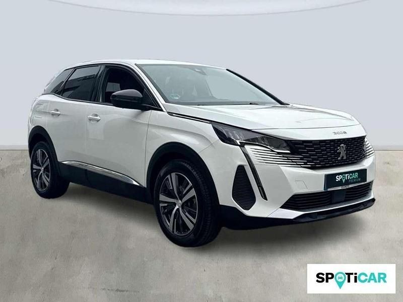 Usado Peugeot 3008 Allure 131 CV (96 kW) 2024 Blanco SUV