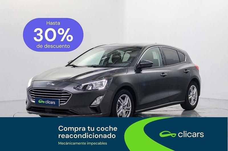 Usado Ford Focus Trend+ 125 CV (91 kW) 2019 Gris Utilitario