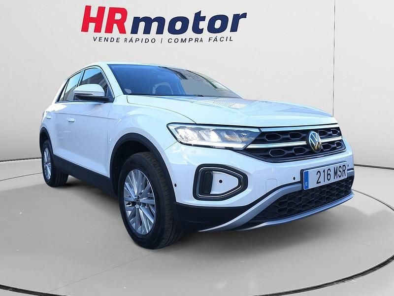 Usado VW T-Roc 116 CV (85 kW) 2024 Gris SUV