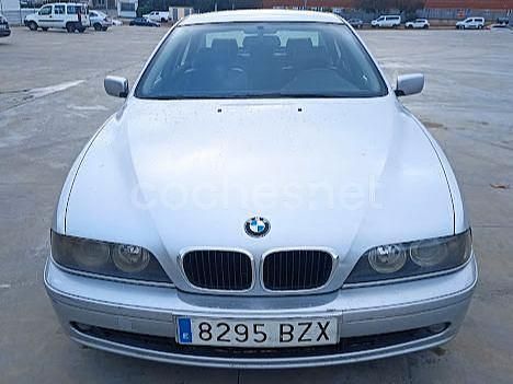 Gris / plata Usado 2002 BMW 525 Berlina | 3000 € - Imagen 1/4