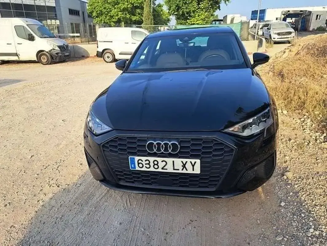 Usado Audi A3 Sportback Premium 116 CV (85 kW) 2022 Negro Utilitario