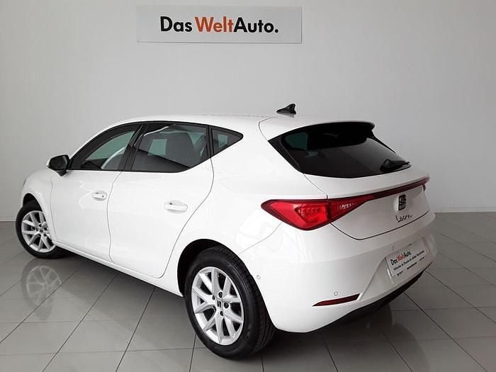 Blanco Usado 2024 Seat Leon Style Berlina | 24.000 € (Buen precio) - Imagen 1/4
