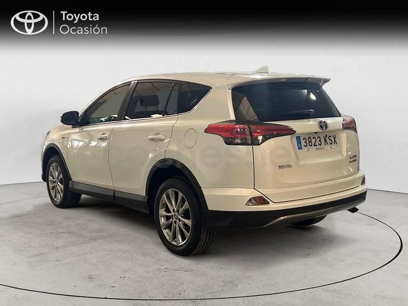 Usado Toyota RAV4 Hybrid Advance 197 CV (144 kW) 2019 Blanco SUV