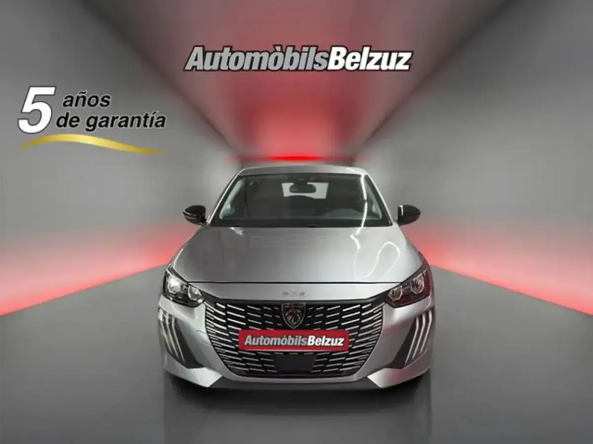 Usado Peugeot 208 Style 102 CV (75 kW) 2025 Gris Utilitario