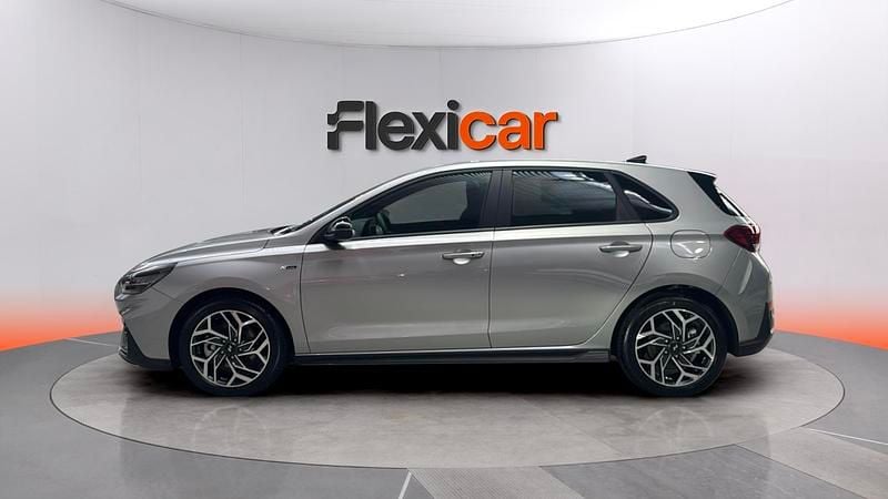 Usado Hyundai i30 N Line 101 CV (74 kW) 2024 Gris Berlina