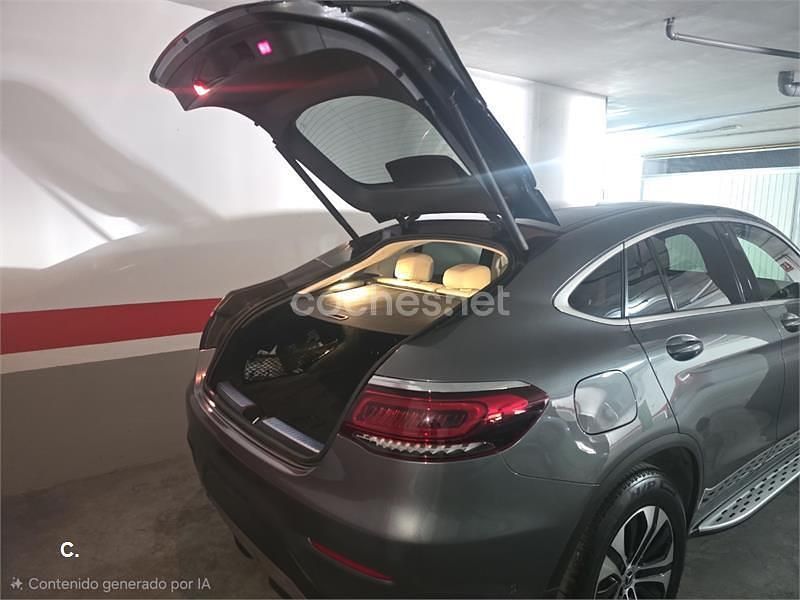 Usado Mercedes GLC220 194 CV (142 kW) 2022 Gris / plata SUV