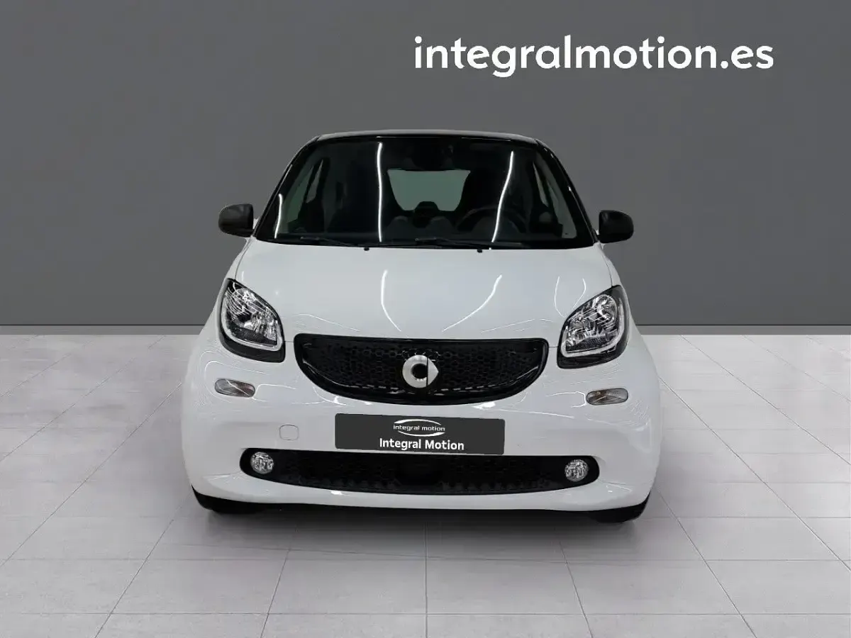 Usado Smart ForTwo Coupé 89 CV (65 kW) 2019 Blanco Coupe