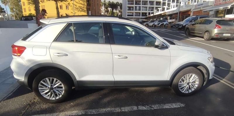 Usado VW T-Roc Advance 150 CV (110 kW) 2022 SUV