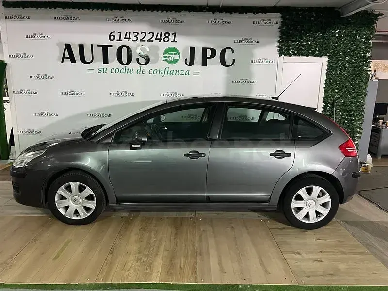 Usado Citroën C4 Exclusive 112 CV (82 kW) 2010 Gris / plata Berlina
