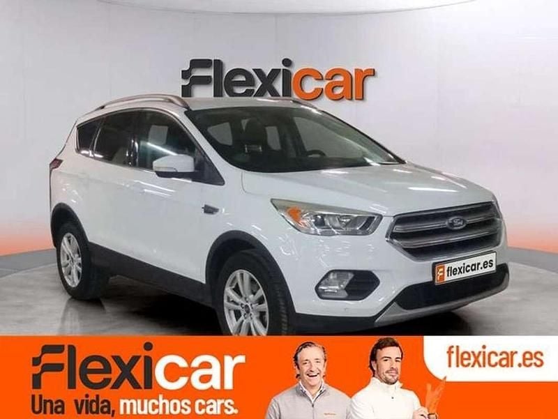 Usado Ford Kuga Business Edition 150 CV (110 kW) 2017 Blanco SUV