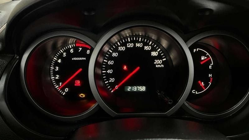 Usado Suzuki Grand Vitara 140 CV (102 kW) 2006 Negro SUV