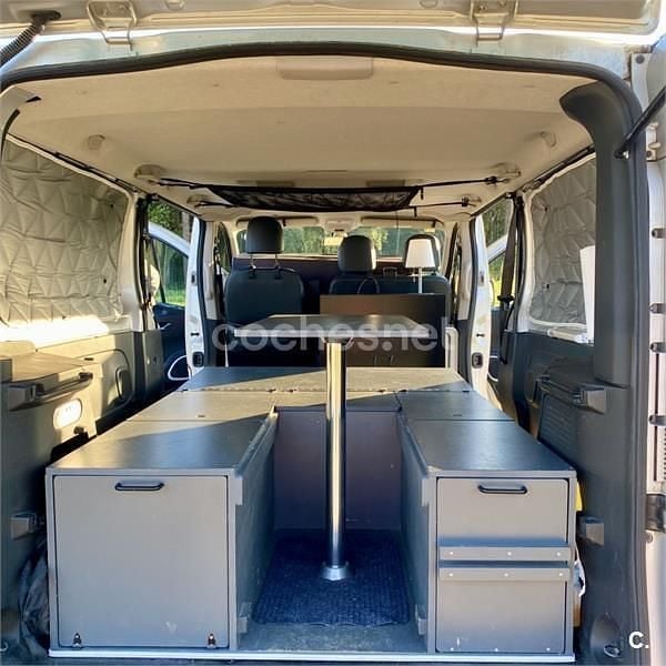 Usado Opel Vivaro 125 HP (91 kW) 2017 Cinzento Monovolume