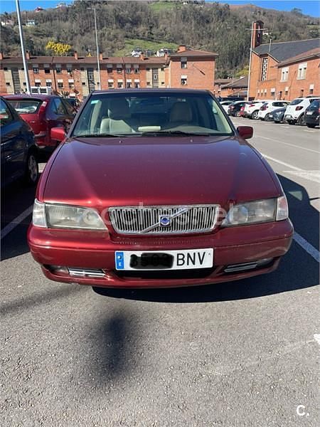 Usado Volvo S70 140 CV (102 kW) 2000 Granate Berlina
