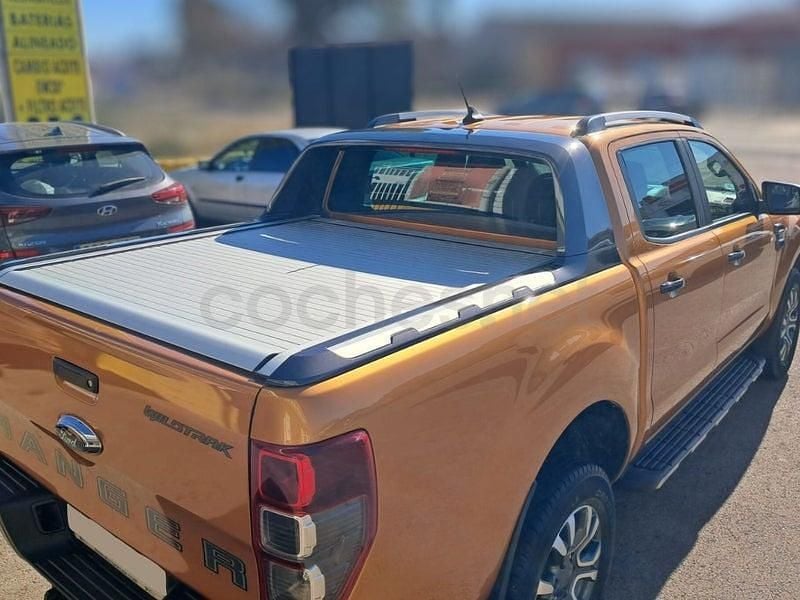 Usado Ford Ranger Wildtrack 213 CV (156 kW) 2021 Naranja Pickup/Camioneta