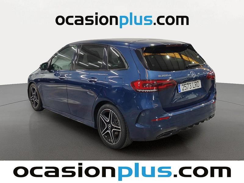 Usado Mercedes B200 AMG 150 CV (110 kW) 2021 Azul Monovolumen
