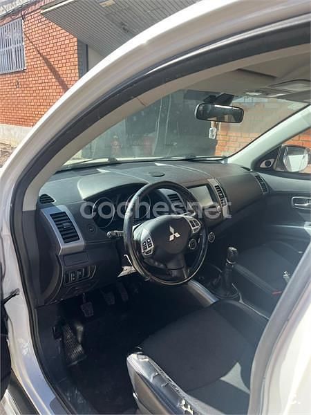 Usado Mitsubishi Outlander 177 CV (130 kW) 2012 Blanco SUV