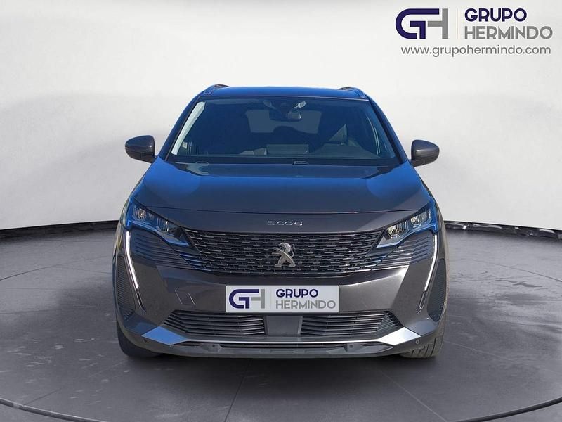 Usado Peugeot 5008 Allure 130 CV (95 kW) 2021 Blanco Monovolumen