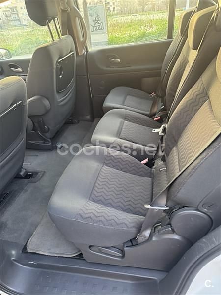 Usado Renault Grand Espace 150 CV (110 kW) 2007 Blanco Monovolumen