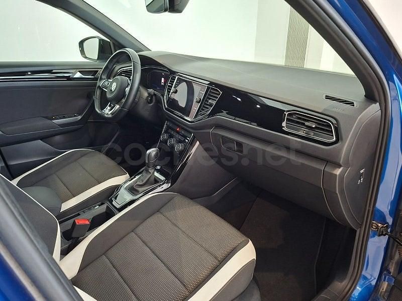 Usado VW T-Roc Sportline 150 CV (110 kW) 2021 Azul SUV