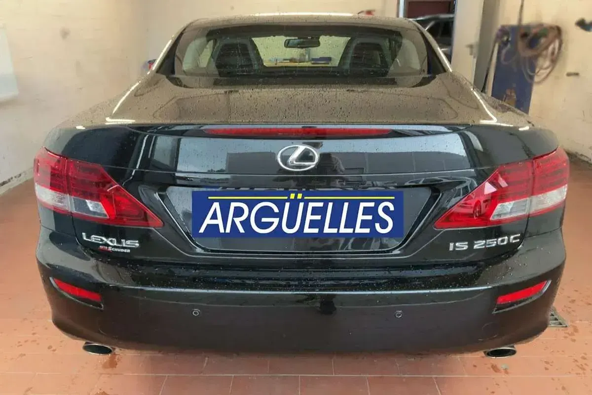 Usado Lexus IS250 Luxury Line 208 CV (152 kW) 2013 Negro Descapotable