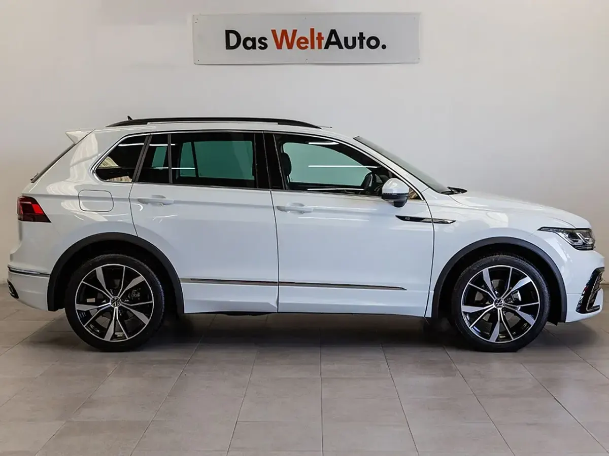 Usado VW Tiguan R-line 150 CV (110 kW) 2022 Blanco SUV