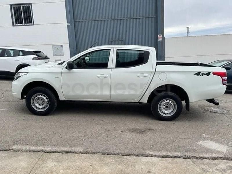 Usado Mitsubishi L200 154 CV (113 kW) 2018 Blanco Pickup/Camioneta