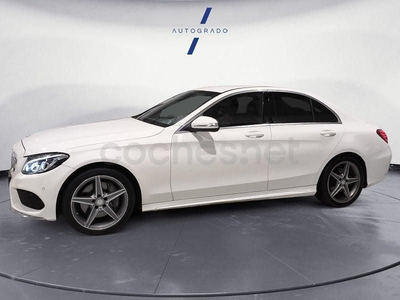 Usado Mercedes C250 AMG line 204 CV (150 kW) 2014 Blanco Berlina