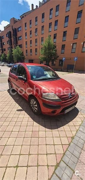 Usado Citroën C3 61 CV (44 kW) 2006 Granate Utilitario