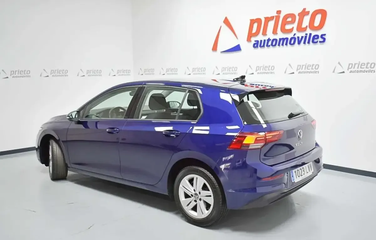 Usado VW Golf VIII 116 CV (85 kW) 2022 Azul Utilitario