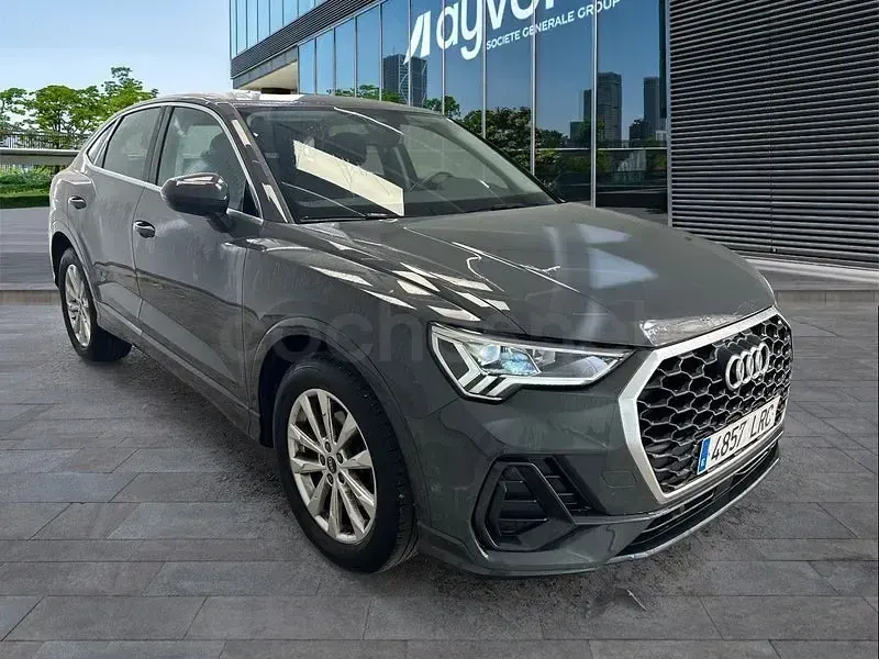 Usado Audi Q3 Sportback Advanced Plus 150 CV (110 kW) 2021 Gris / plata SUV