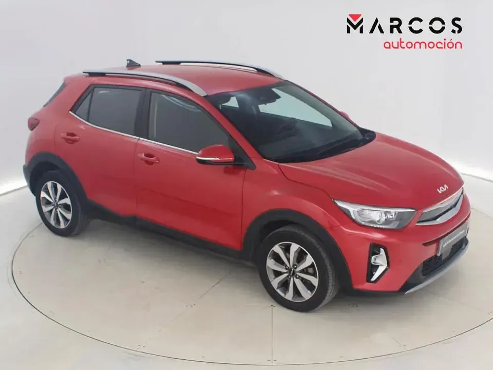 Usado Kia Stonic 100 CV (73 kW) 2024 SUV