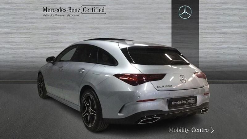 Nuevo Mercedes CLA200 163 CV (119 kW) 2025 Plata hightech