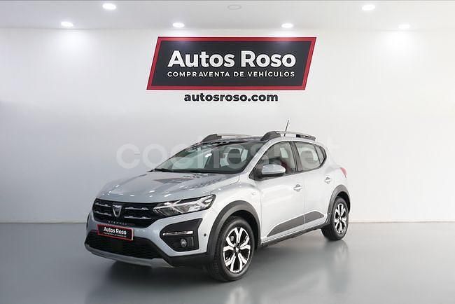 Gris / plata Usado 2023 Dacia Sandero Expression Utilitario | 12.990 € (Precio justo) - Imagen 1/4