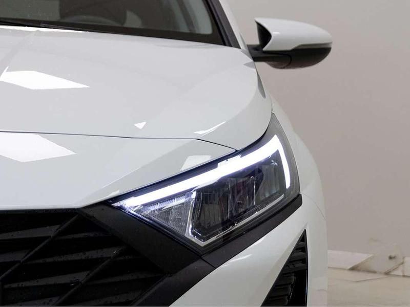 Nuevo Hyundai i20 101 CV (74 kW) 2025 Blanco Utilitario