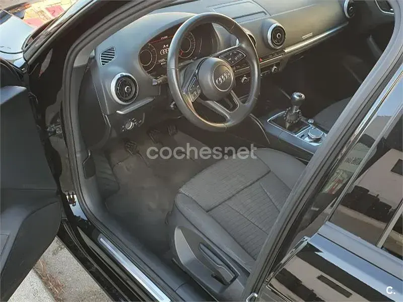 Usado Audi A3 150 CV (110 kW) 2020 Negro Berlina
