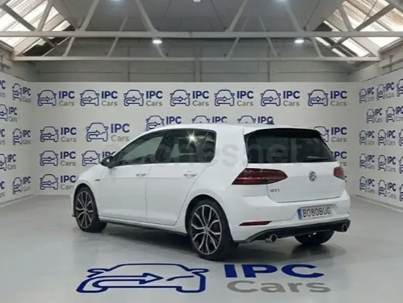 Usado VW Golf VII GTI 245 CV (180 kW) 2019 Blanco Berlina