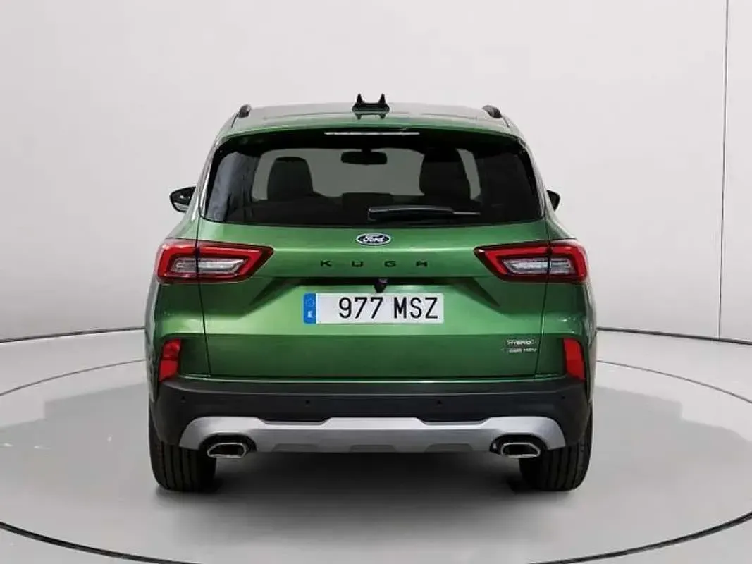 Usado Ford Kuga ST-Line 190 CV (139 kW) 2024 Verde SUV