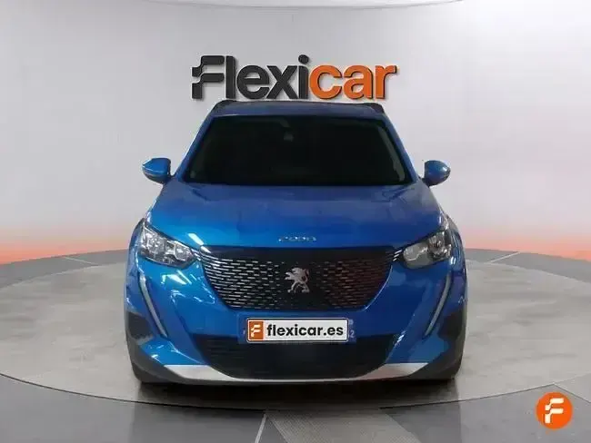 Usado Peugeot 2008 Allure 130 CV (95 kW) 2021 Azul SUV