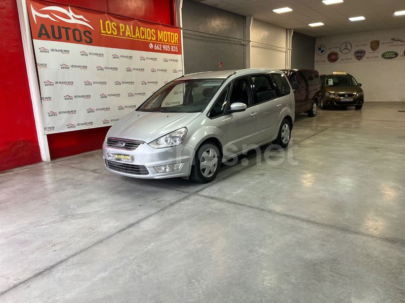 Gris / plata Usado 2013 Ford Galaxy Titanium Monovolumen | 9890 € (Precio justo) - Imagen 1/4