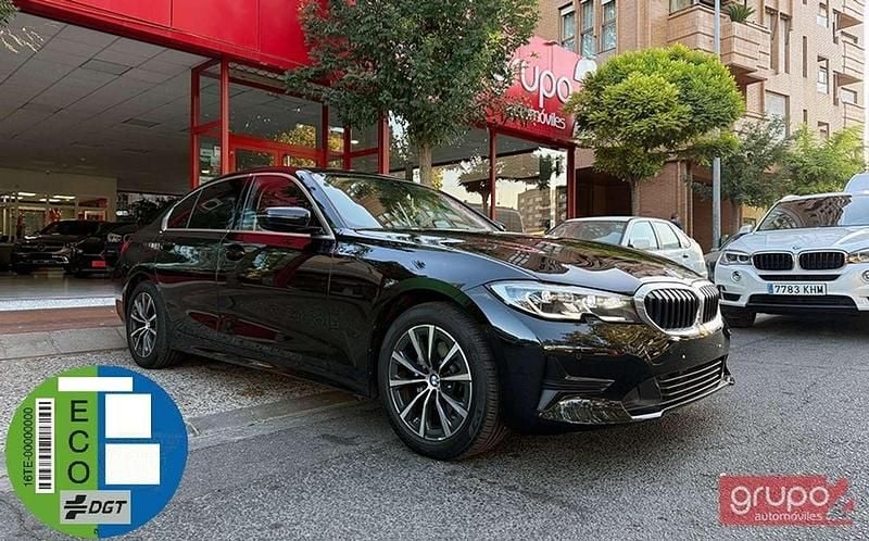Negro Usado 2021 BMW 320 Berlina | 31.200 € (Un poco caro) - Imagen 1/4