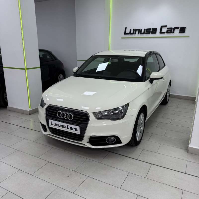 Blanco Usado 2014 Audi A1 Attraction Utilitario | 10.490 € (Precio justo) - Imagen 1/4