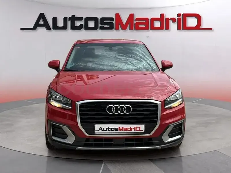 Usado Audi Q2 Design 116 CV (85 kW) 2019 Rojo SUV