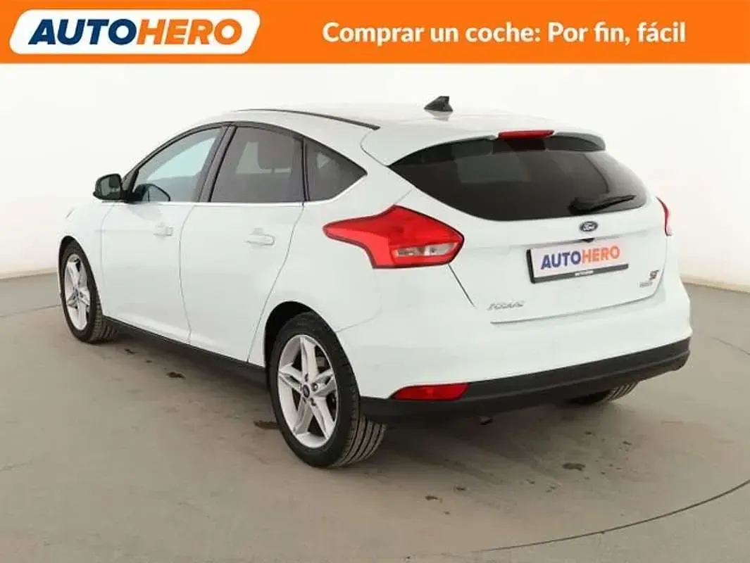 Usado Ford Focus Titanium 125 CV (91 kW) 2016 Blanco Utilitario