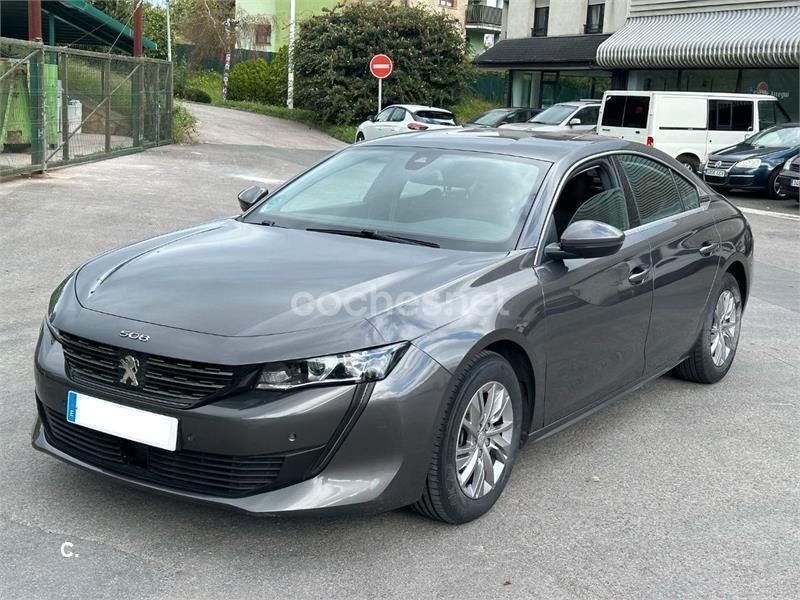 Usado Peugeot 508 Business-Line 130 CV (95 kW) 2020 Gris / plata Berlina