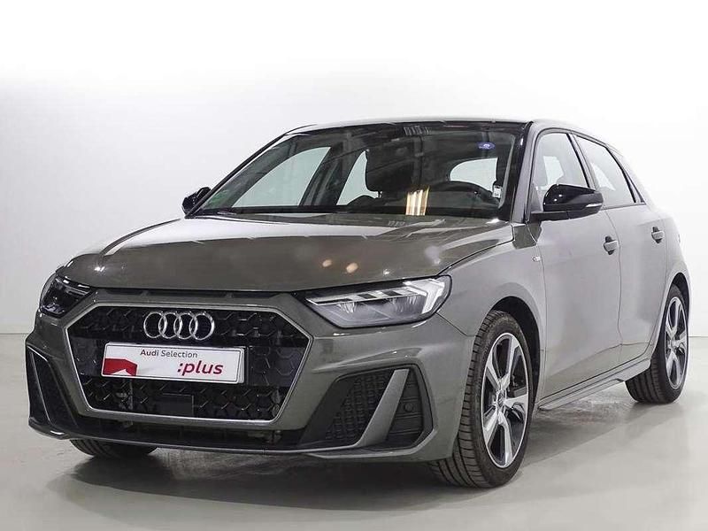 Usado Audi A1 Sportback 116 CV (85 kW) 2025 Gris Utilitario